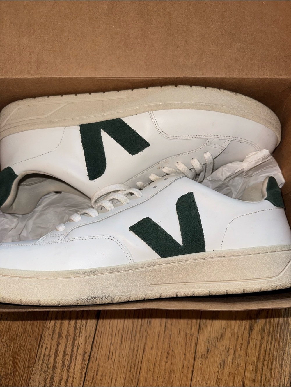 Veja White Leather Sneakers with Dark Green V Logo 12.5 US MENS